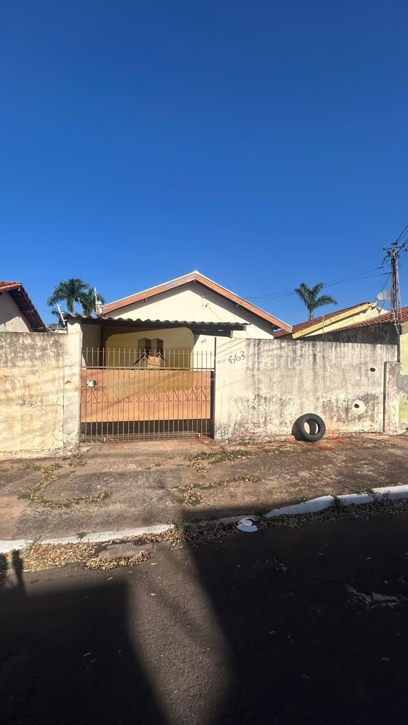 residential-/-home-2-quartos-centro-tupa-sp