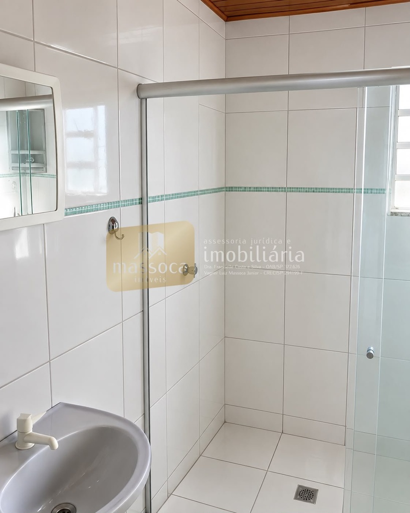 residential-/-home-parque-iraja-tupa-sp