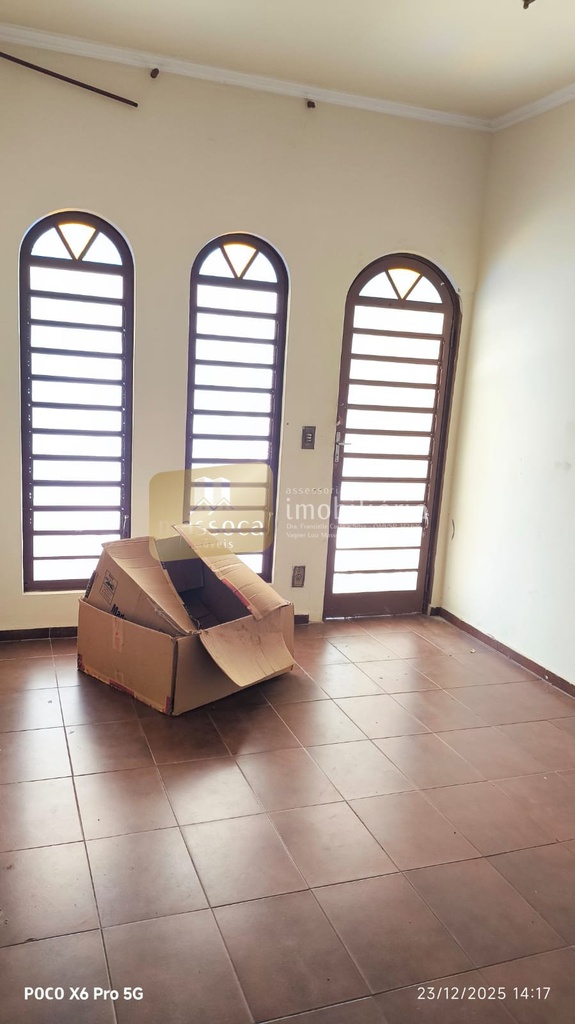 residential-/-home-vila-lahoz-tupa-sp