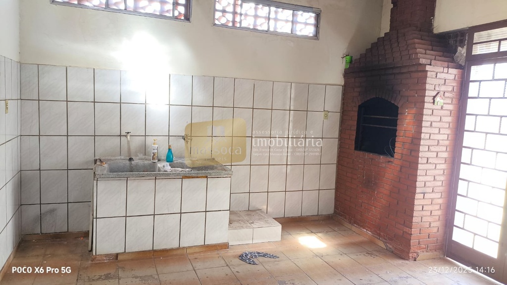 residential-/-home-vila-lahoz-tupa-sp